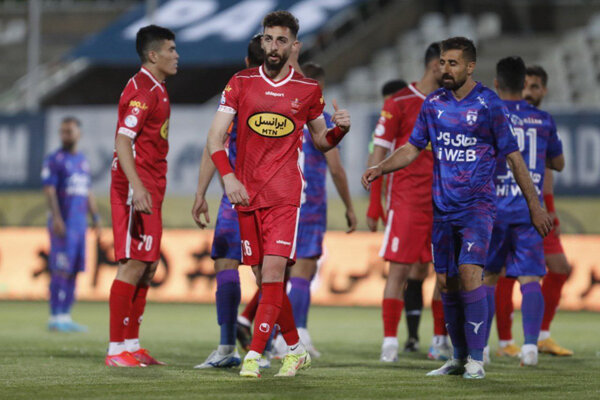 قدر پیراهن پرسپولیس را نمی‌دانند/ استقلال نمی‌تواند همه را ببرد- تاج من