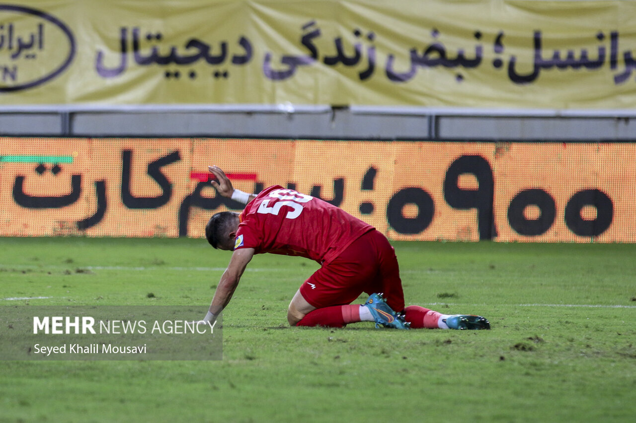 پاسخ کامرانی‌فر به ادعای تعلیق لیگ برتر فوتبال- تاج من