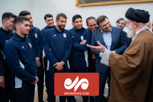 فیلمی متفاوت از دیدار اعضای تیم ملی فوتسال ایران با رهبر انقلاب|تاج من